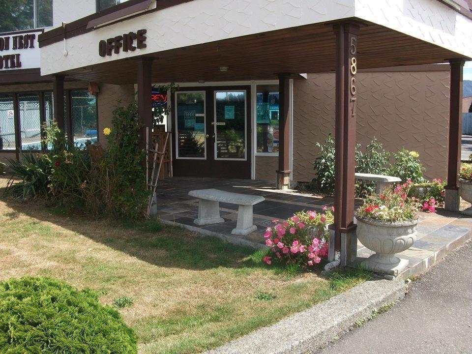 Falcon Nest Motel Duncan Exterior photo